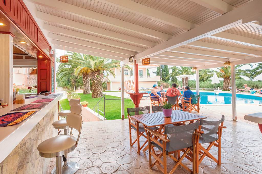 Helena Inn 3 *