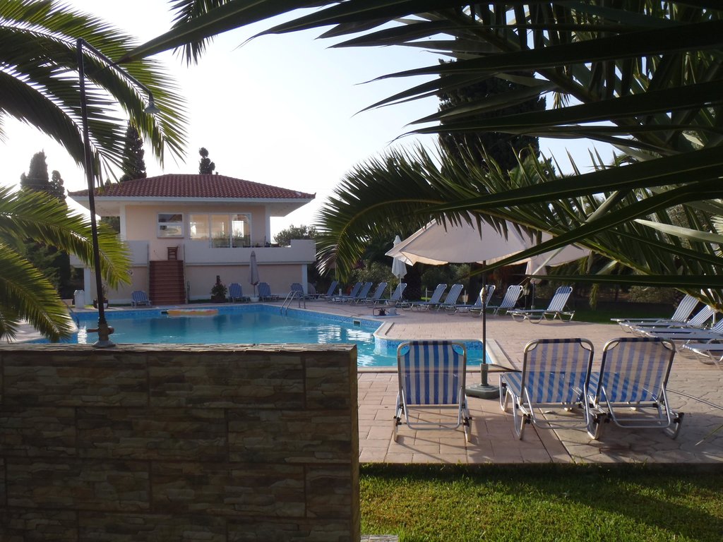 Helena Inn 3 *