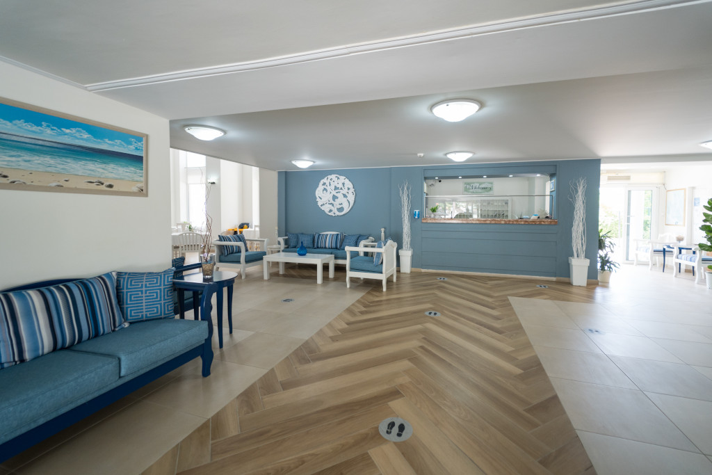 Hotel Summery 3 *