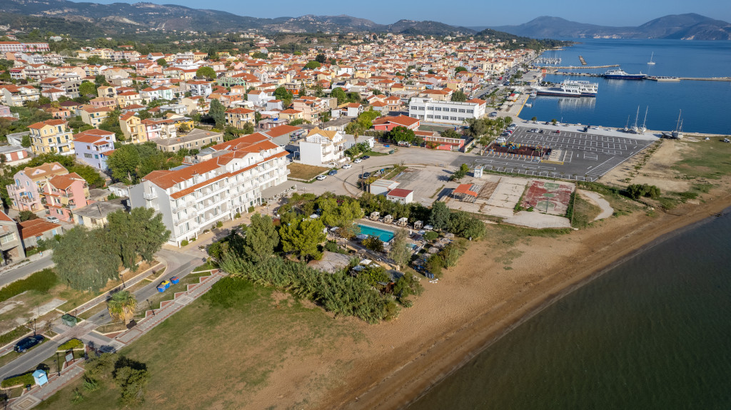 Hotel Summery 3 *