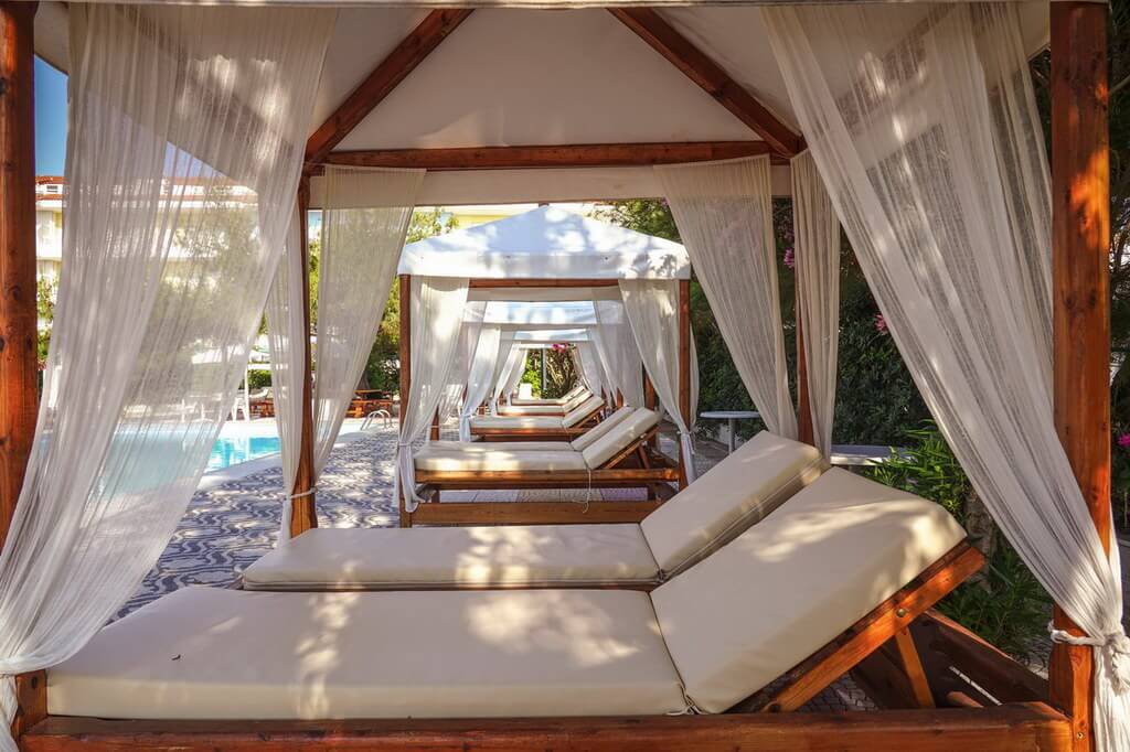 Hotel Summery 3 *
