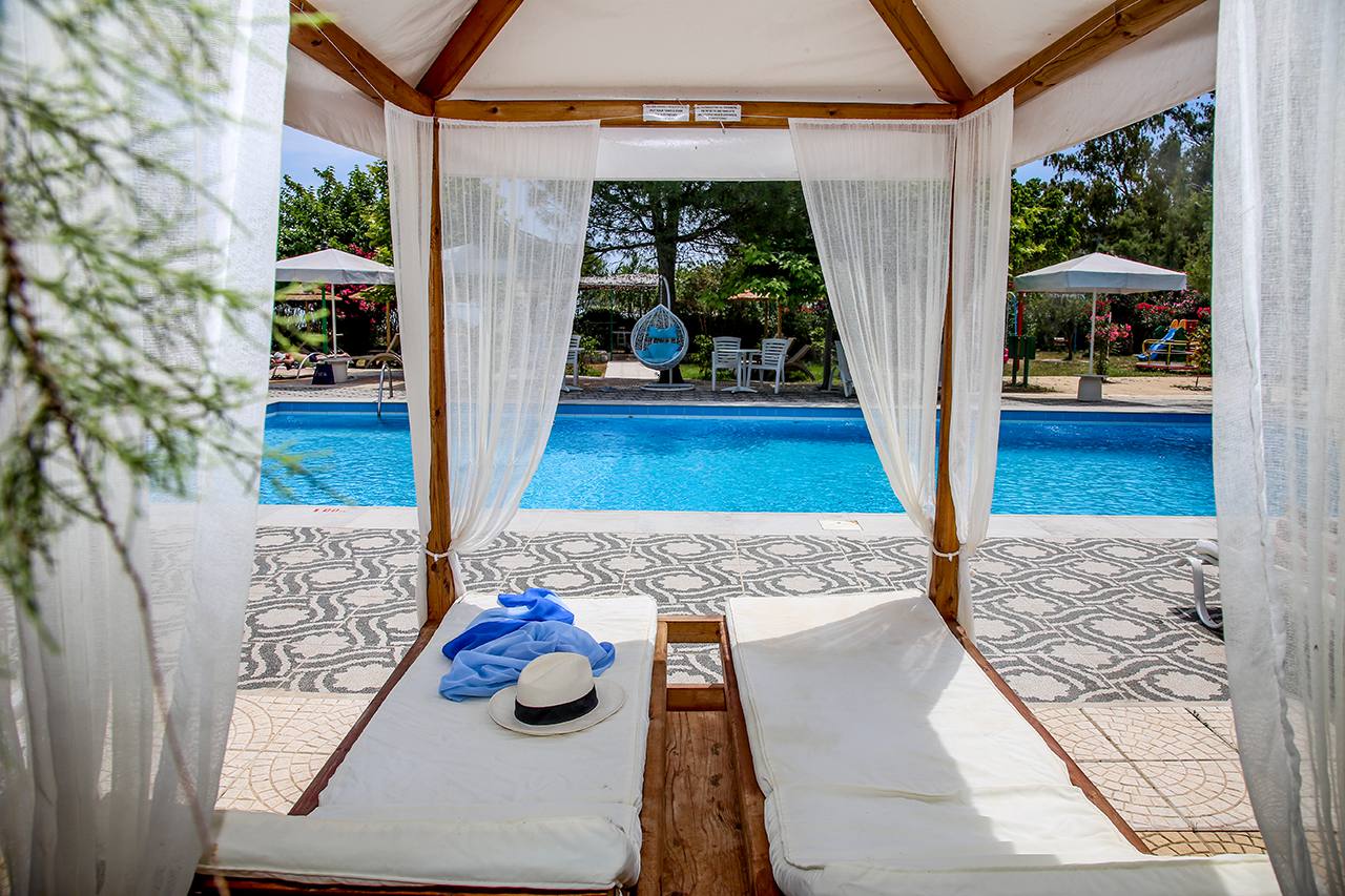 Hotel Summery 3 *