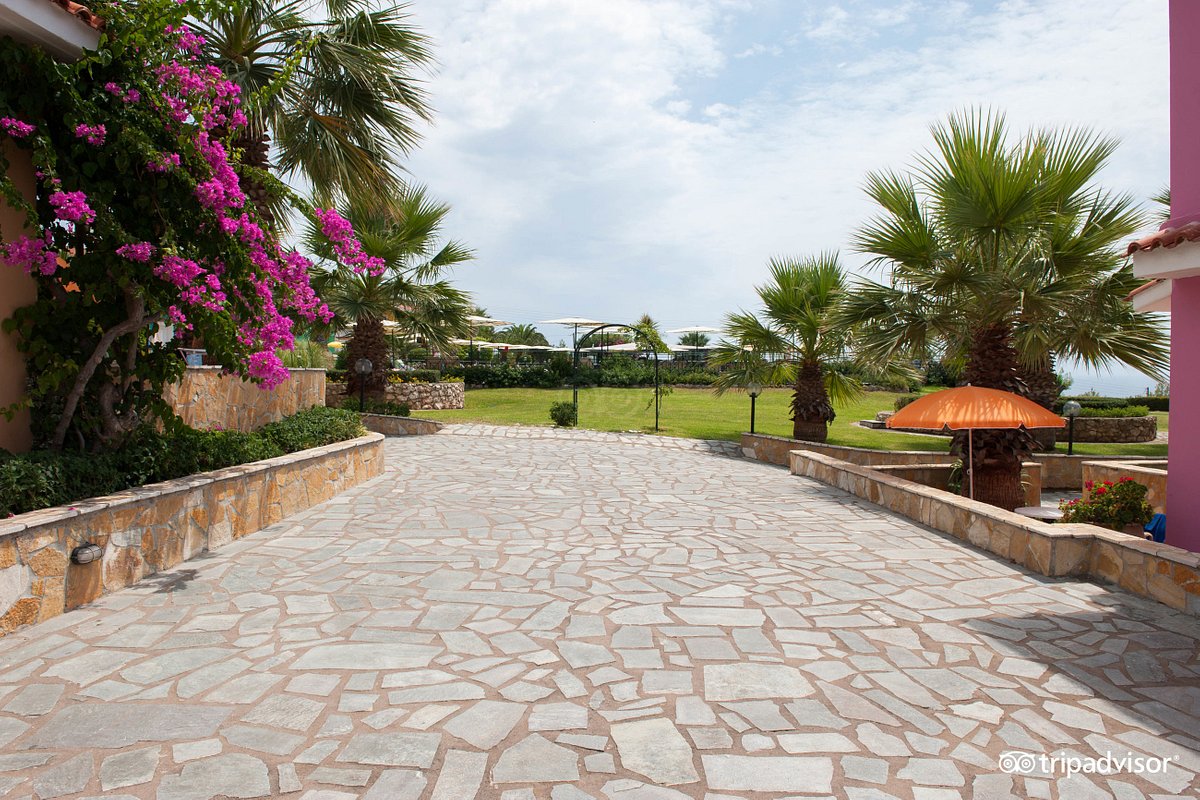 San Lorenzo Village 3 * San Lorenzo Village 3 *