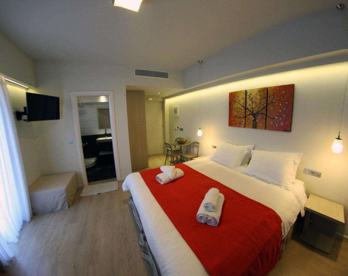 Aura Boutique Hotel 3 *