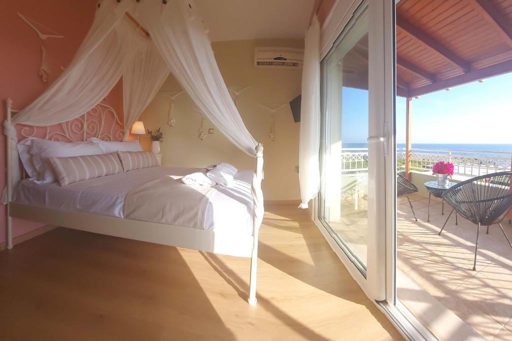 Crystal Villas 3 *