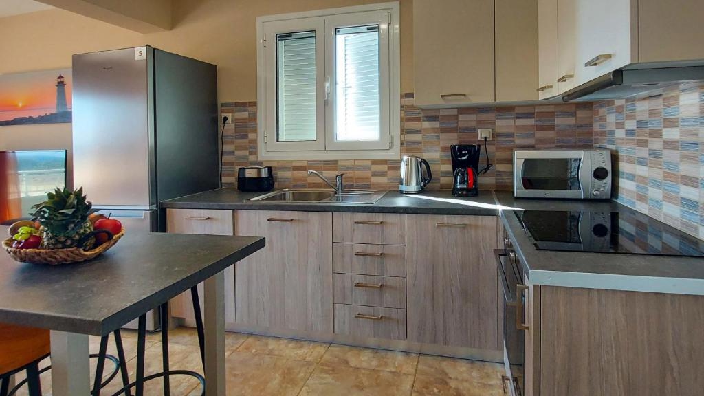 Crystal Villas 3 *