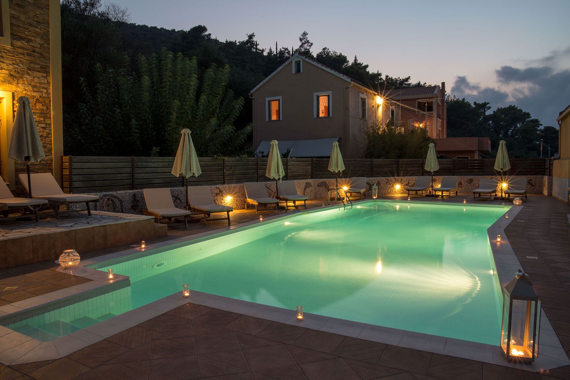 Greka Ionian Suites & Villa 2 *