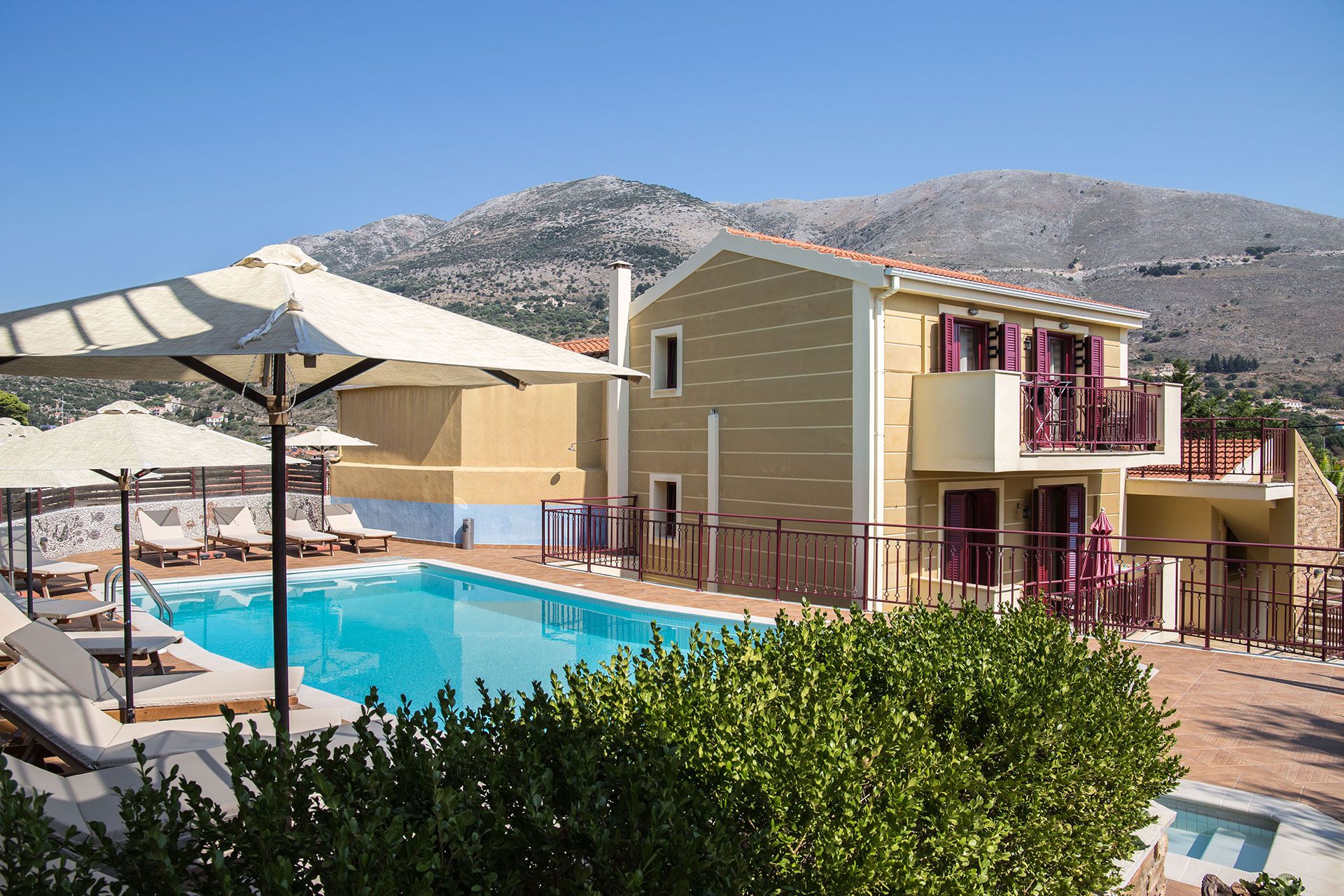 Greka Ionian Suites & Villa 2 *