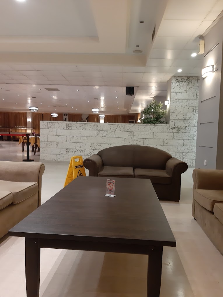 Hotel \