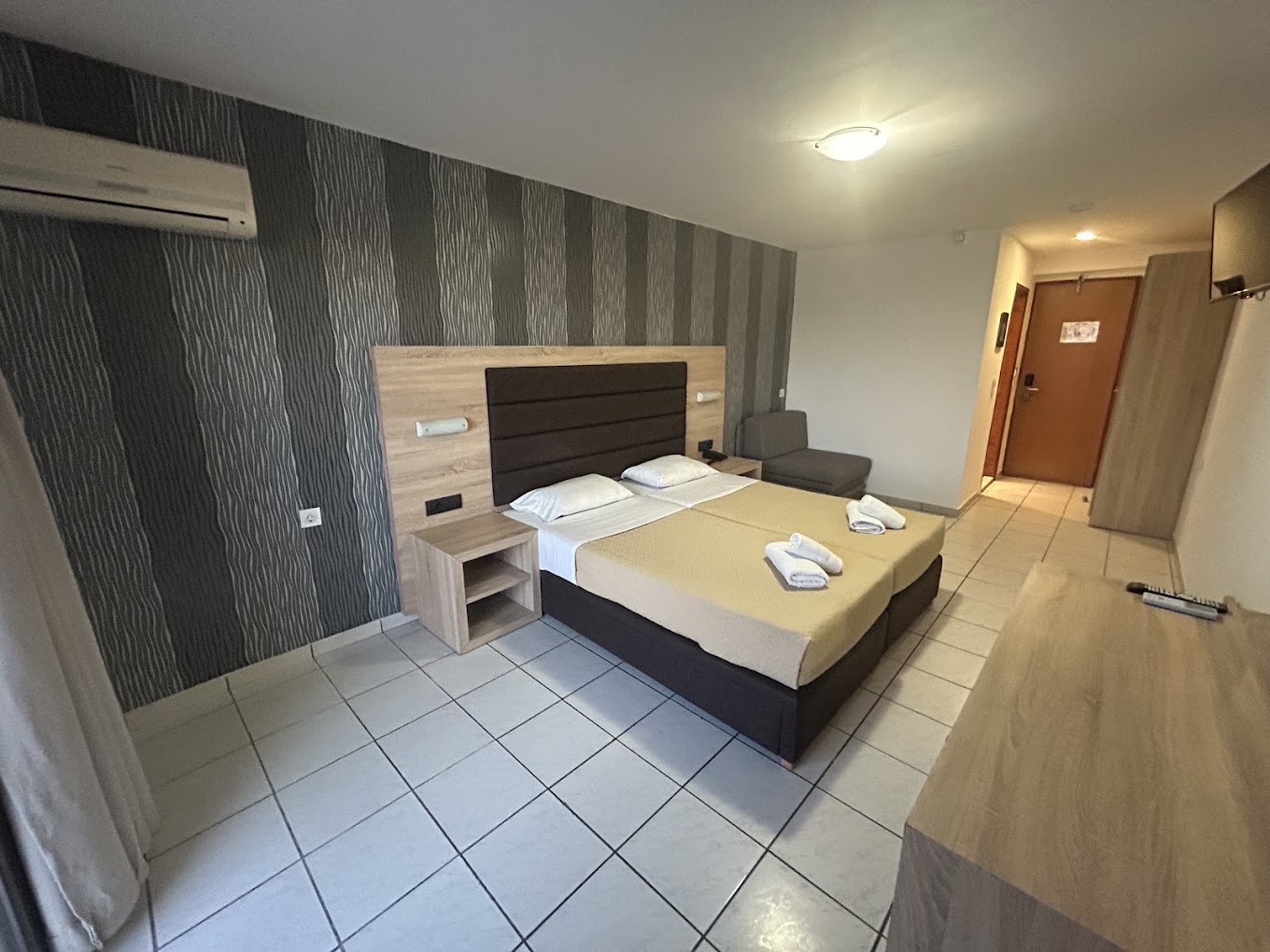 Hotel \