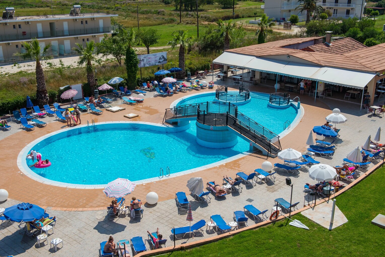 Hotel \