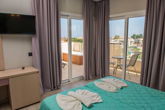 Hotel \