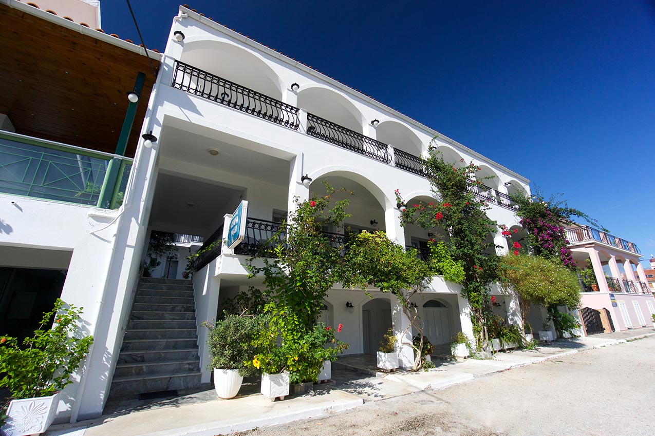 Hotel Athina 3 *
