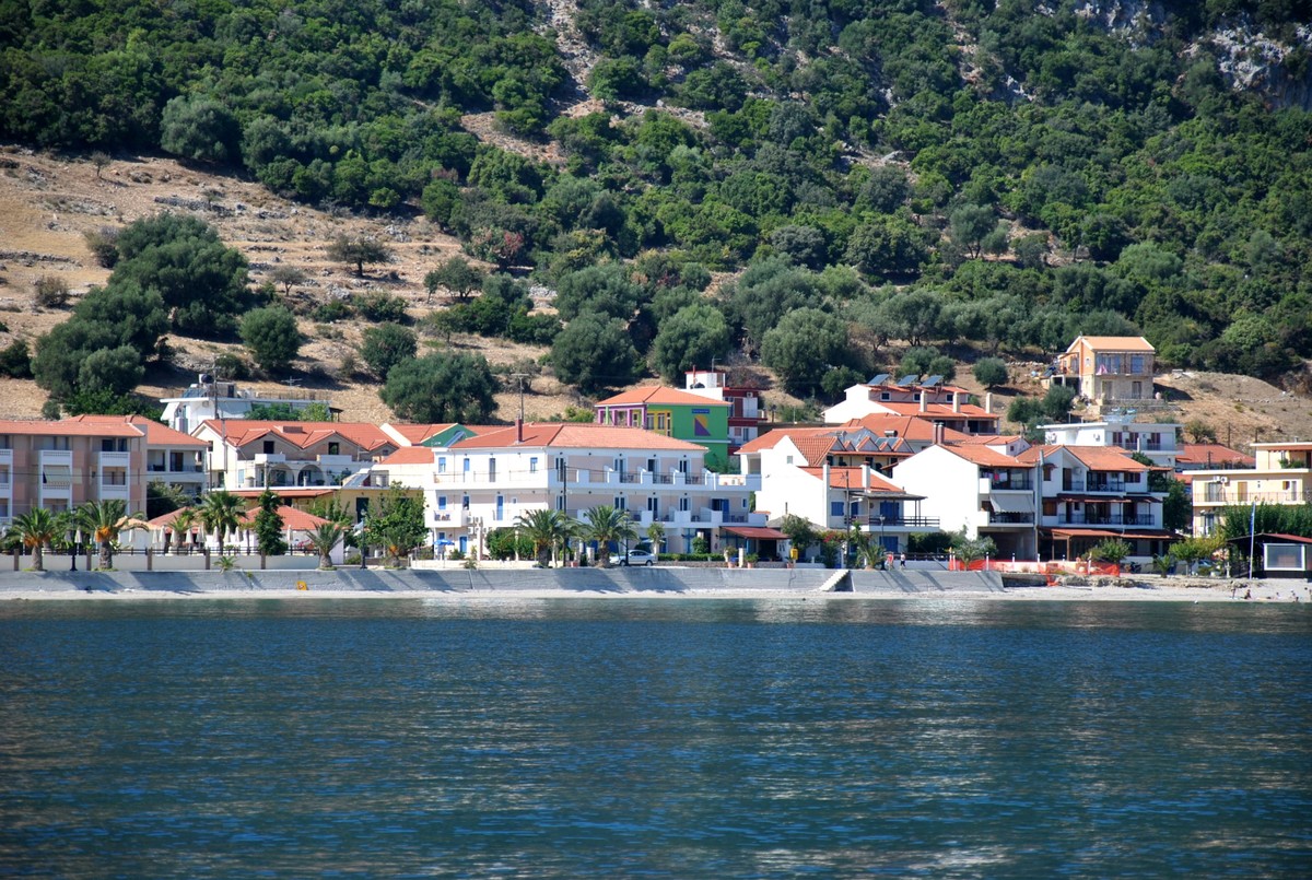 Kalypso Rooms 2 *