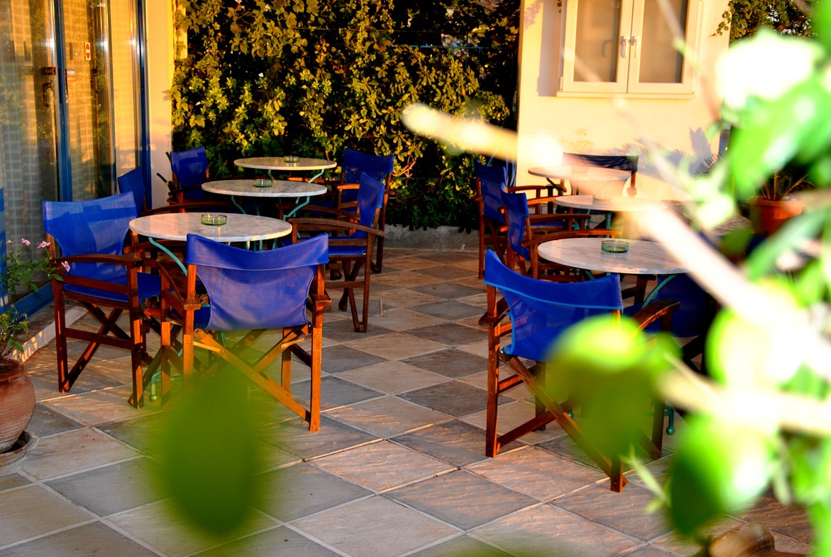 Kalypso Rooms 2 *