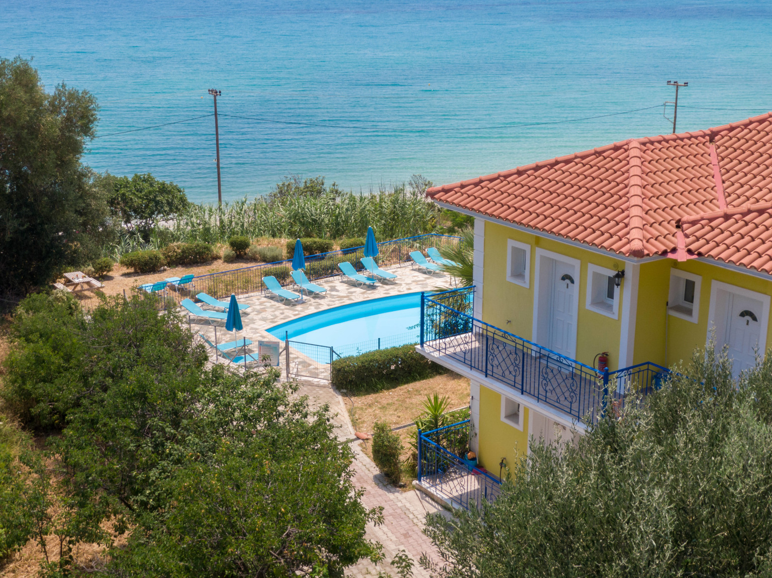 Milos Studios 2 *