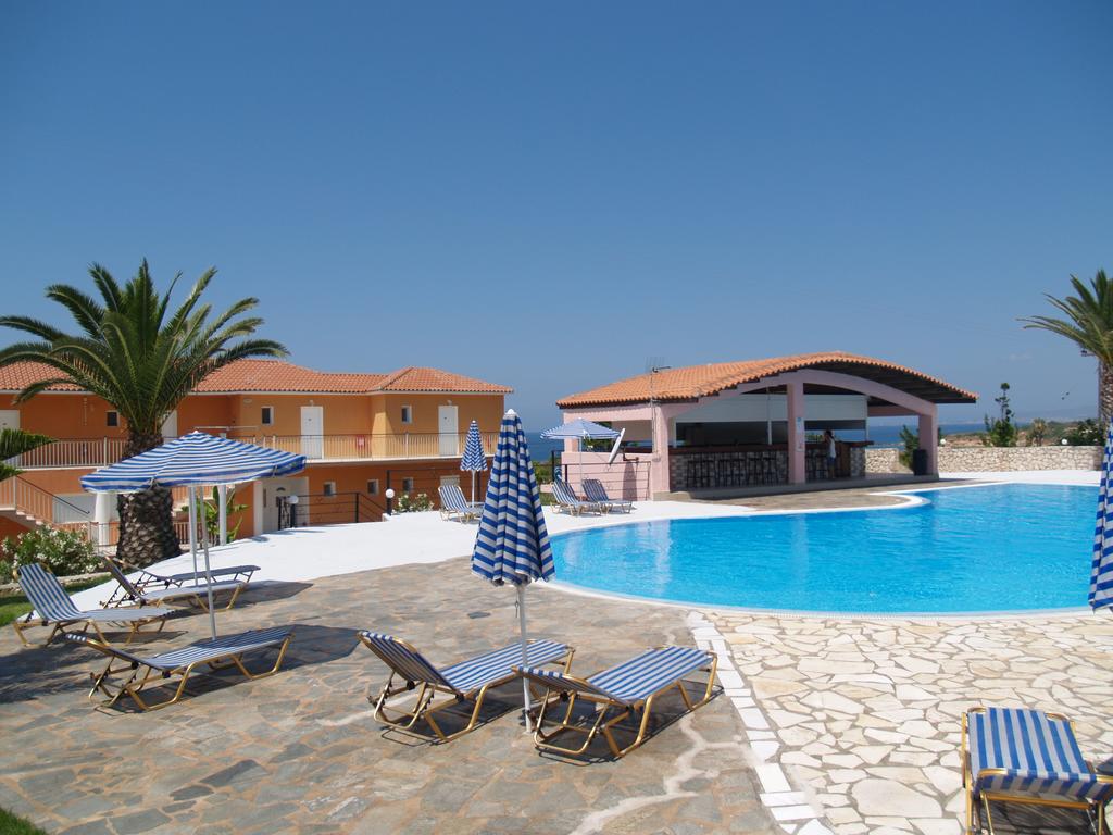 Sotiris Studios 2 *