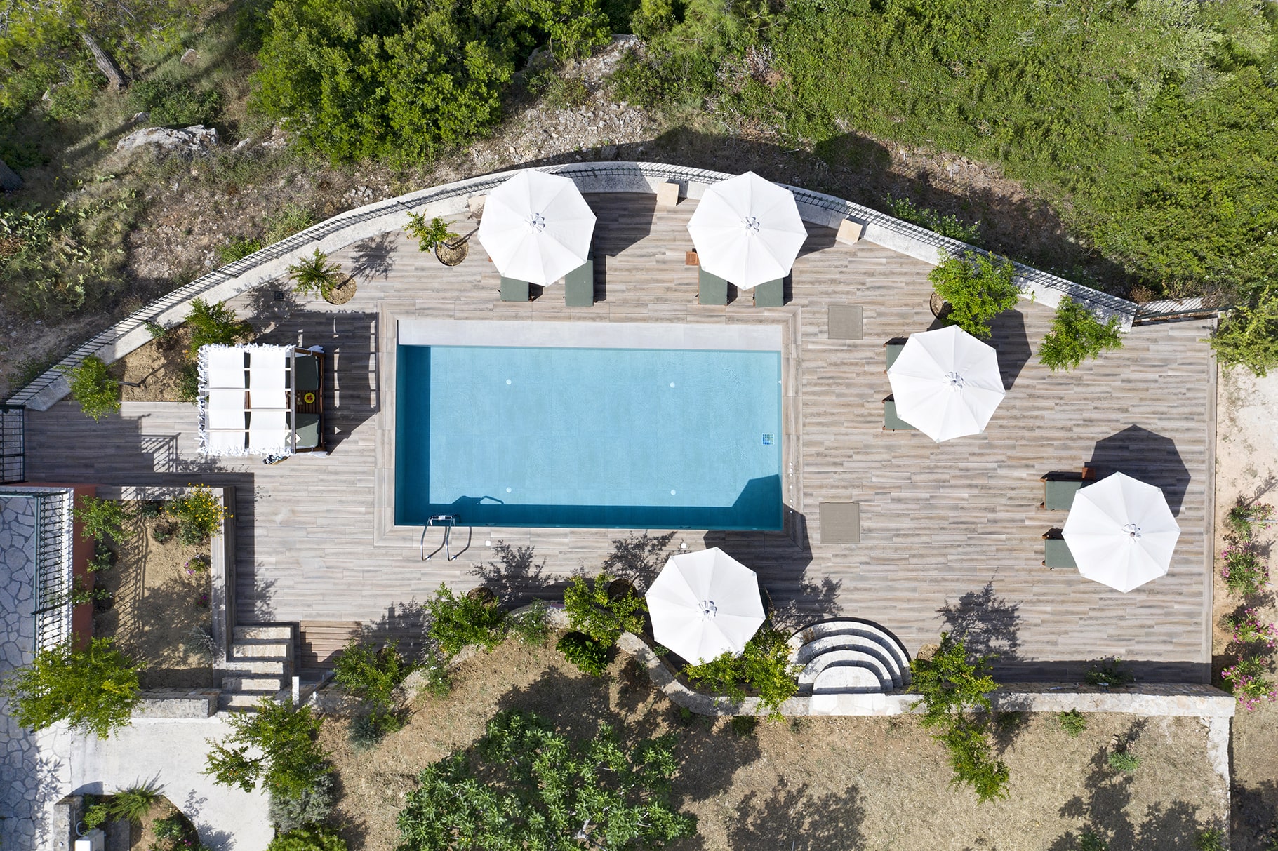 Avra Private Suites 3 *