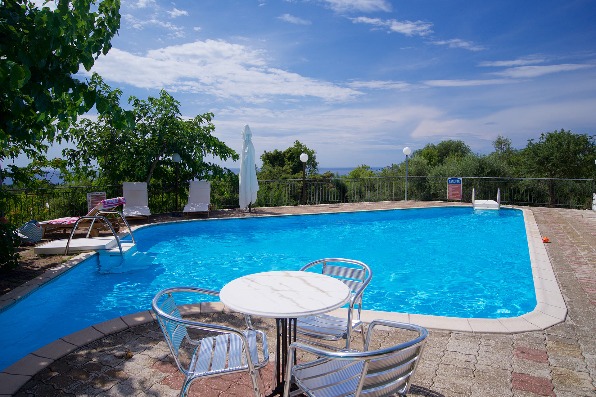 Dafnoudi Hotel & Apartments 2 *