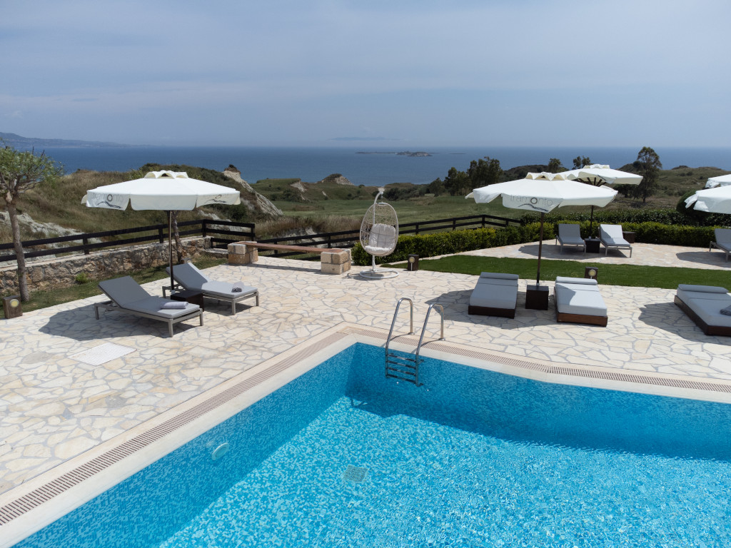 Tramonto Suites 3 *