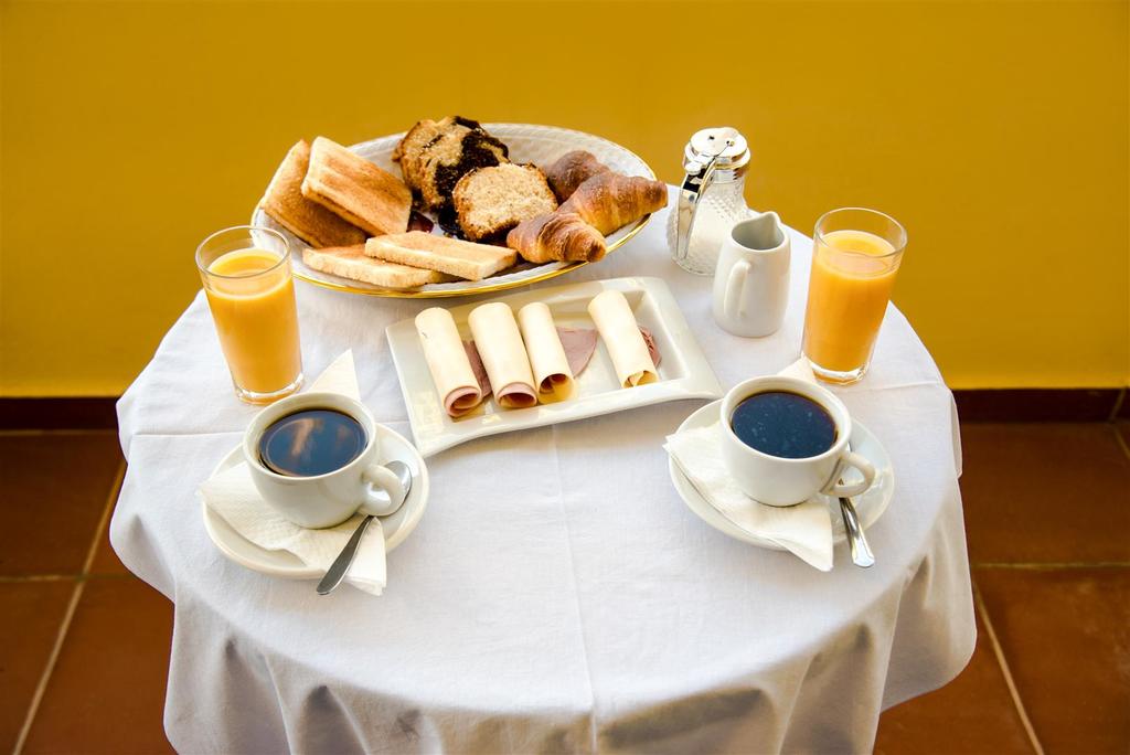 Ammes Hotel & Apartments 2 *